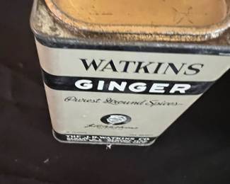 VINTAGE SPICE CONTAINER