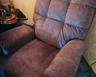 CONTEMPORARY LIFT CHAIR