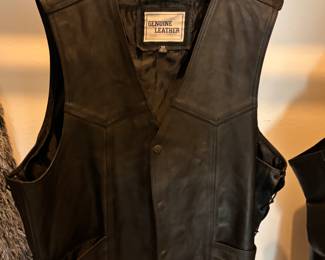 Leather motorcycle vest X XL