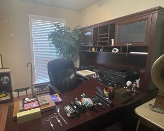 Office, desk, chair, credenza, acdessories