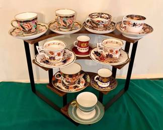Assortment Of Antique And Vintage Haviland, Imari Or Imari Style Teacups And Saucer