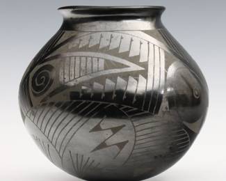 Ismael Sandoval Blackware Jar, Mata Ortiz. 