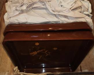 Set of 4 Asian trays in woose chest