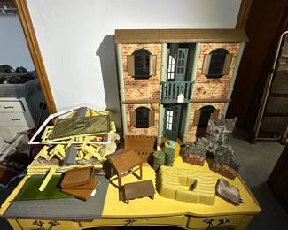 GI Joe blow up house 