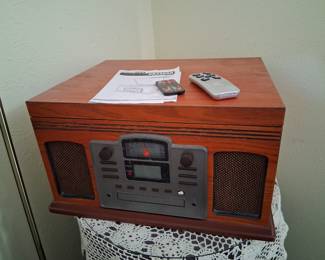 Crosley stereo turntable