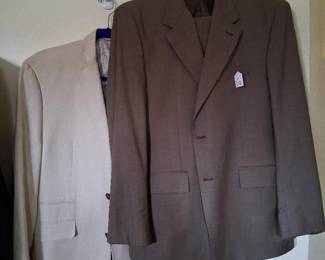 Izod Suit 44R