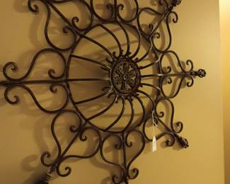 METAL WALL DECOR