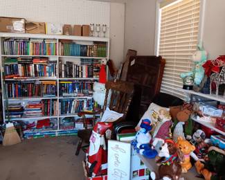 CHRISTMAS DECOR, TOYS, DOUBLE PEDESTAL DINING ROOM TABLE