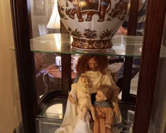 ELEPHANT VASE, 3 PIECE SET JESUS WITH CHILDREN