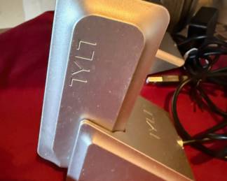 TYLT Portable 2 Power Bank with Battery Charge Dock