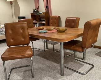 Midcentury Table with 6 chairs