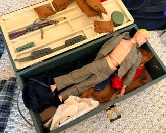 Vintage GI Joe with Locker, clothes and other accessories