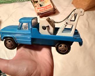 Vintage Pressed Steel Cragstan Jeep - Tow Truck
