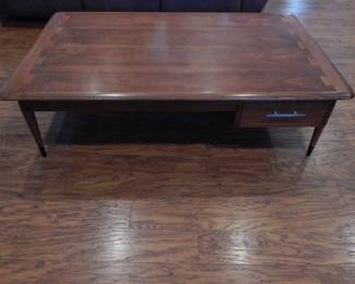 MCM Lane Acclaim Coffee Table
