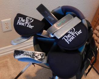 Golf Clubs W/Titleist Bag