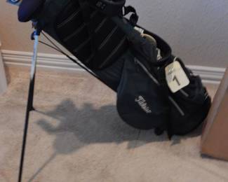 Golf Clubs W/Titleist Bag