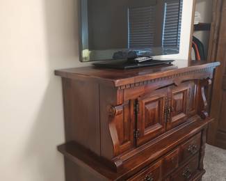 Bedroom Suite Chest of Drawers