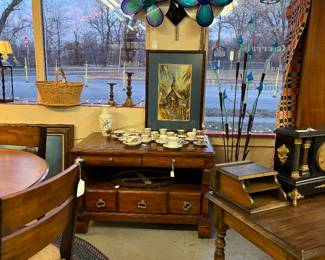 Tea Cup Collection. beautiful media stand.