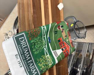 Drumm Farm towel and cutting board