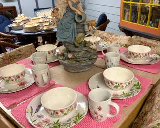 Royal Folk China 16 pcs