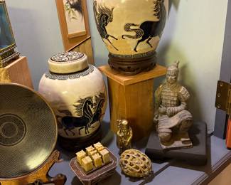 Vietnamese pottery Bing Hos Buen HOA Gom Dona Mk NR