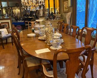 Beautiful vintage dining room table. 7’ table that extends to 11 ‘. As found too shows wear.  Easily seats 12. Chairs Old Colony”. 6 arm chairs 4 side chairs. Can be sold separately or as a set. 