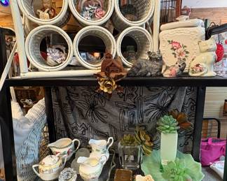 Jadite Bowl,  Creamer Sugar