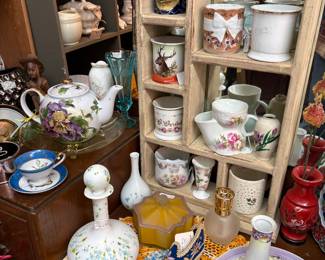 Powder Box, satin Glass decanter, scented infuser 