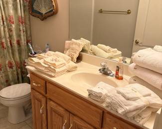 Beautiful hand and both towel set