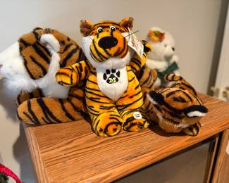 Missouri Tigers big and small