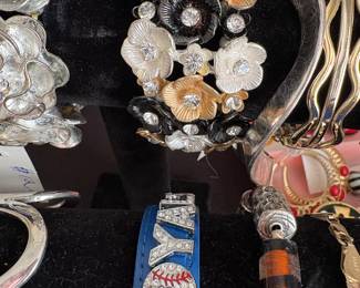 Wonderful bracelets of clever designs, Kansas City Royals