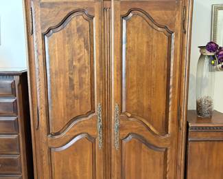 Stunning Ethan Allen Wardrobe