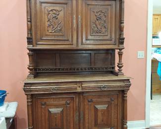 Antique Cabinet
H- 87" L- 55" D- 26"