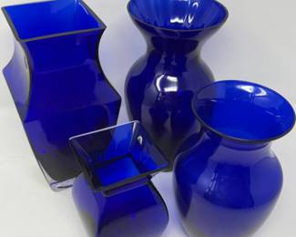 148 4CobaltBlueGlassVases