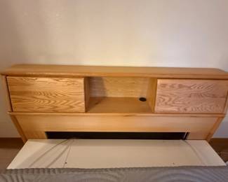 224 KingSizeLightOakCabinetStorageHeadboard