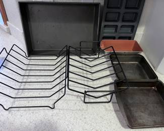 175 5OvenPans2RoastingRacks