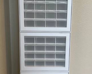 27 StackableSmallStorageSystem