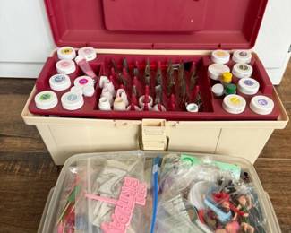 277 WiltonCakeDecoratingTipsBagsColoringToppersCandles