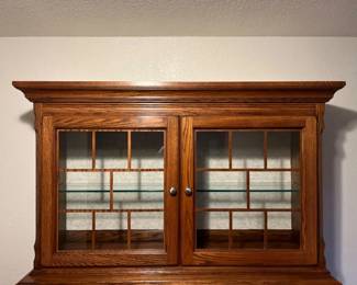 176 VirginiaHouse2PieceLightedOakHutch