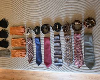 67 MensBeltsTiesGloves