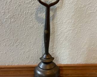 39 BronzeLongHandleKettlebellDoorStop