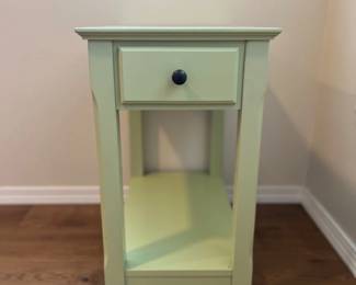 47 LightGreenEndTable