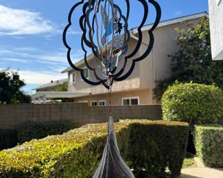 Garden wind art