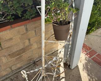 Vintage plant stand