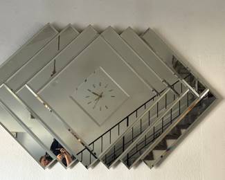 Vintage mirrored clock