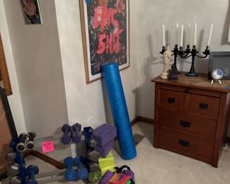 Weights and holder, yoga items 