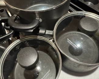 3 piece pampered chef pan set 