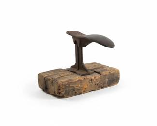 Vintage Cast Iron Cobblers Shoe Last and Anvil on Wooden Base third image