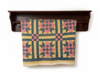 Vintage Courthouse Steps Geometric Quilt second image