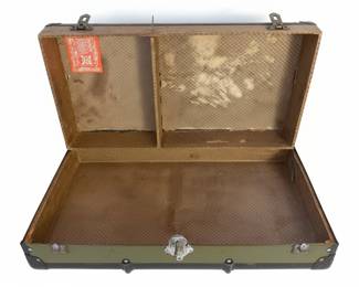 Vintage Olive Green Military Footlocker Trunk fourth image